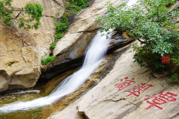 探索知识,尽在“大女儿今年10岁了,平时成绩还好,但是很内向,不怎么和人交流,有什么办法改善一下嘛?”平台